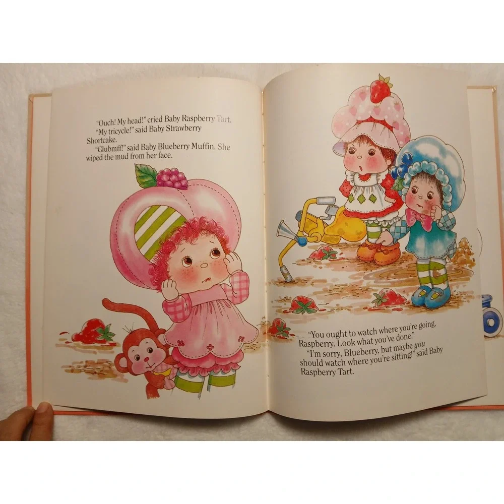 VTG 1984 Baby Strawberry‎ Shortcake THE Strawberryland Choo Choo HARDCOVER BOOK